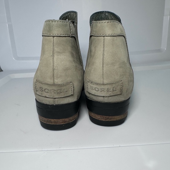 SOREL Women Lolla Cut Out Bootie Oatmeal Tan Taupe Ankle Outdoor Leather 9.5 - Picture 4 of 8